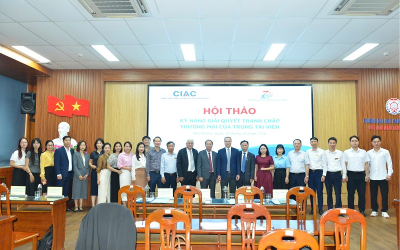  Hội thảo chuyên đề: “Kỹ năng giải quyết tranh chấp thương mại của trọng tài viên”